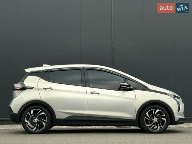 Серый Шевроле Bolt EV, объемом двигателя 0 л и пробегом 52 тыс. км за 19999 $, фото 9 на Automoto.ua