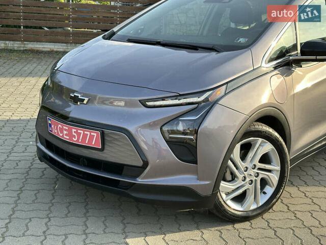Серый Шевроле Bolt EV, объемом двигателя 0 л и пробегом 22 тыс. км за 17499 $, фото 9 на Automoto.ua