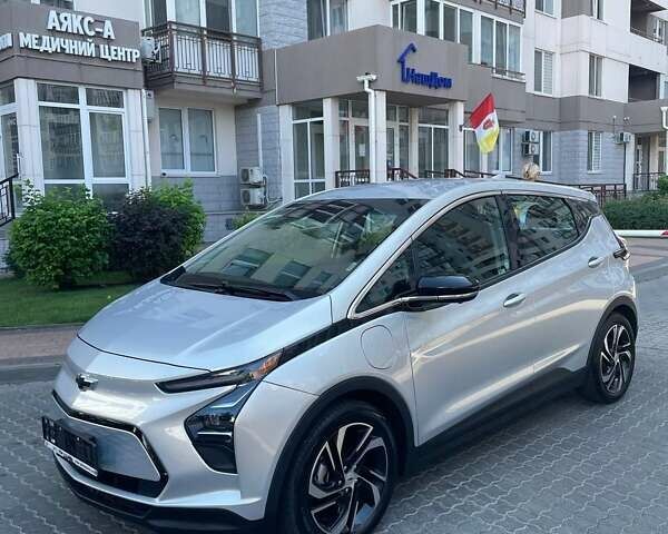 Серый Шевроле Bolt EV, объемом двигателя 0 л и пробегом 57 тыс. км за 18900 $, фото 6 на Automoto.ua