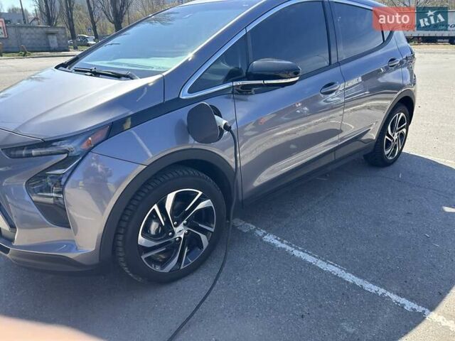 Серый Шевроле Bolt EV, объемом двигателя 0 л и пробегом 86 тыс. км за 18200 $, фото 7 на Automoto.ua