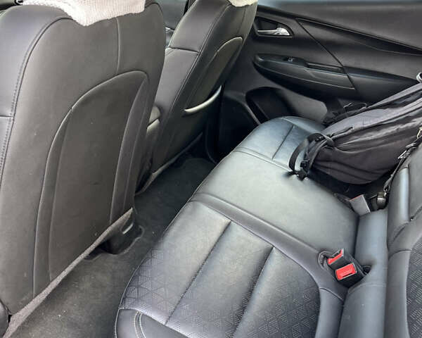 Серый Шевроле Bolt EV, объемом двигателя 0 л и пробегом 76 тыс. км за 18500 $, фото 15 на Automoto.ua