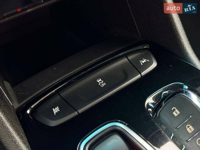 Серый Шевроле Bolt EV, объемом двигателя 0 л и пробегом 66 тыс. км за 18400 $, фото 36 на Automoto.ua