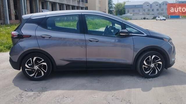 Серый Шевроле Bolt EV, объемом двигателя 0 л и пробегом 22 тыс. км за 17200 $, фото 7 на Automoto.ua