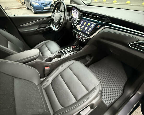 Серый Шевроле Bolt EV, объемом двигателя 0 л и пробегом 22 тыс. км за 19000 $, фото 8 на Automoto.ua