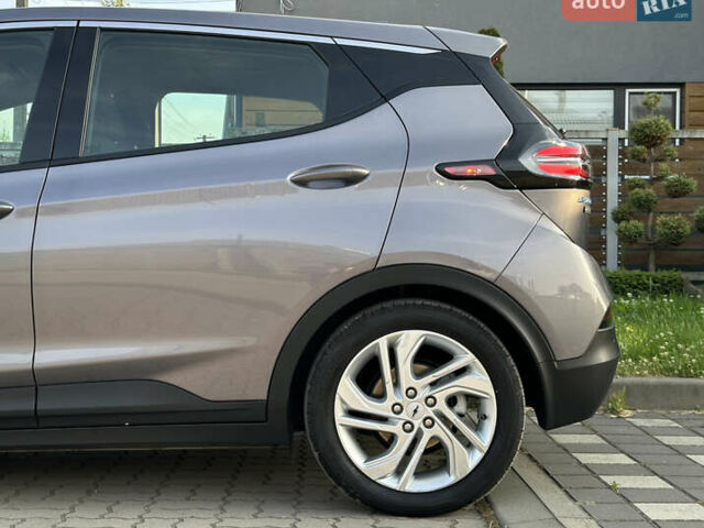 Серый Шевроле Bolt EV, объемом двигателя 0 л и пробегом 22 тыс. км за 17499 $, фото 14 на Automoto.ua