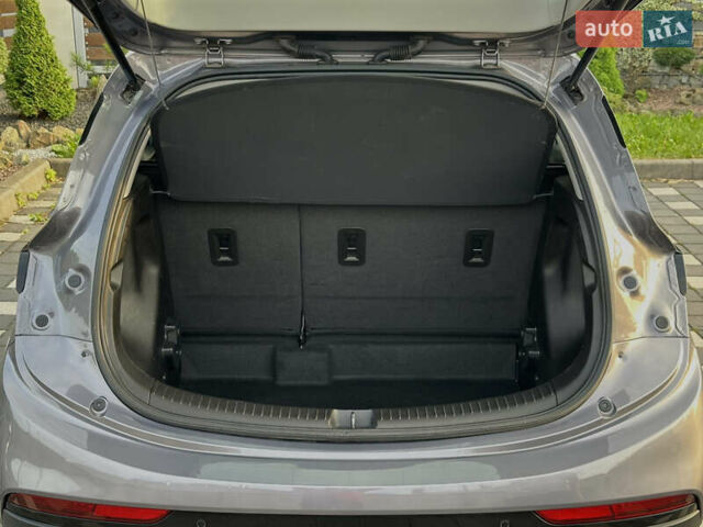 Серый Шевроле Bolt EV, объемом двигателя 0 л и пробегом 22 тыс. км за 17499 $, фото 84 на Automoto.ua