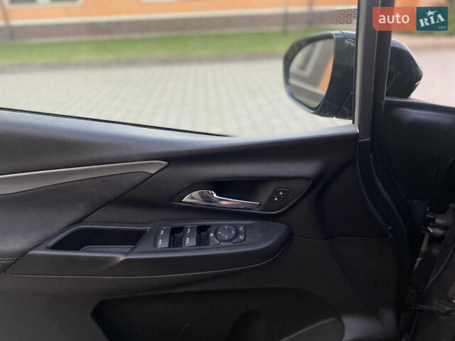 Серый Шевроле Bolt EV, объемом двигателя 0 л и пробегом 30 тыс. км за 20000 $, фото 13 на Automoto.ua