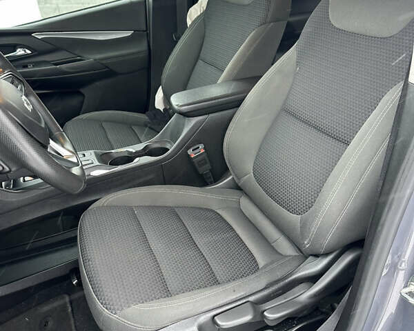 Серый Шевроле Bolt EV, объемом двигателя 0 л и пробегом 60 тыс. км за 11500 $, фото 9 на Automoto.ua