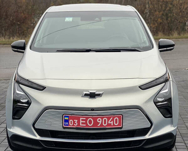 Серый Шевроле Bolt EV, объемом двигателя 0 л и пробегом 9 тыс. км за 18700 $, фото 10 на Automoto.ua