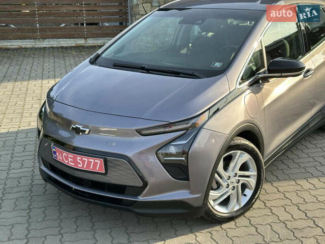 Серый Шевроле Bolt EV, объемом двигателя 0 л и пробегом 22 тыс. км за 17499 $, фото 6 на Automoto.ua