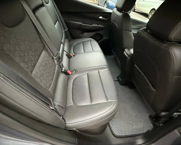 Сірий Шевроле Bolt EV, об'ємом двигуна 0 л та пробігом 23 тис. км за 18888 $, фото 11 на Automoto.ua