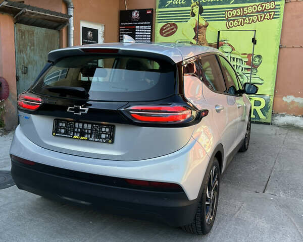Серый Шевроле Bolt EV, объемом двигателя 0 л и пробегом 91 тыс. км за 16950 $, фото 7 на Automoto.ua