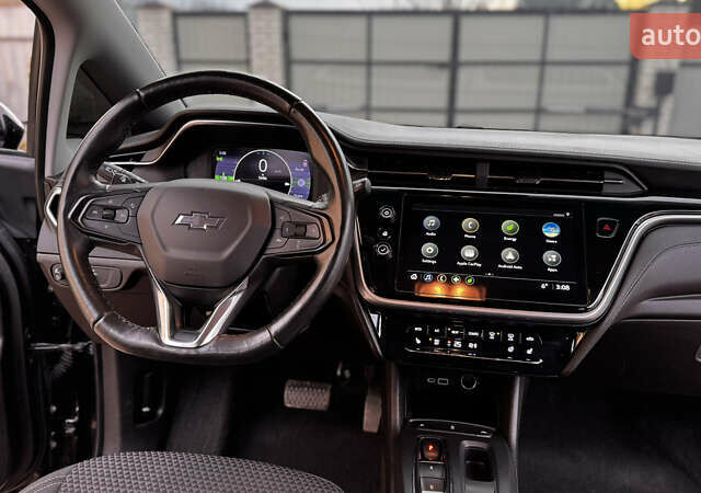 Серый Шевроле Bolt EV, объемом двигателя 0 л и пробегом 30 тыс. км за 17995 $, фото 28 на Automoto.ua