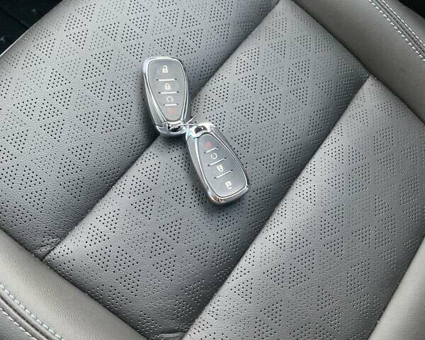 Серый Шевроле Bolt EV, объемом двигателя 0 л и пробегом 22 тыс. км за 19500 $, фото 22 на Automoto.ua