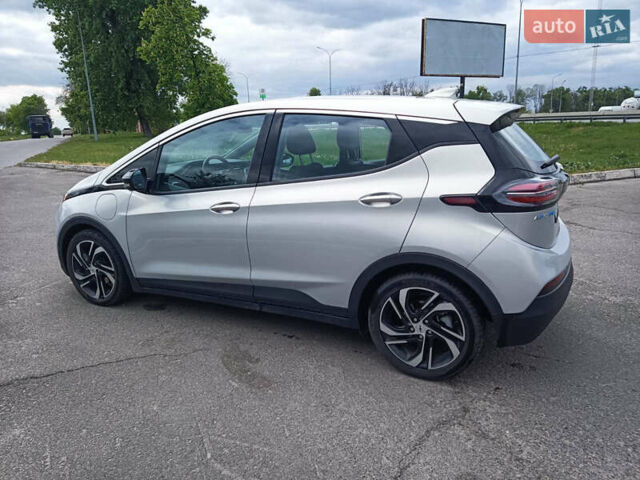 Серый Шевроле Bolt EV, объемом двигателя 0 л и пробегом 95 тыс. км за 17800 $, фото 4 на Automoto.ua