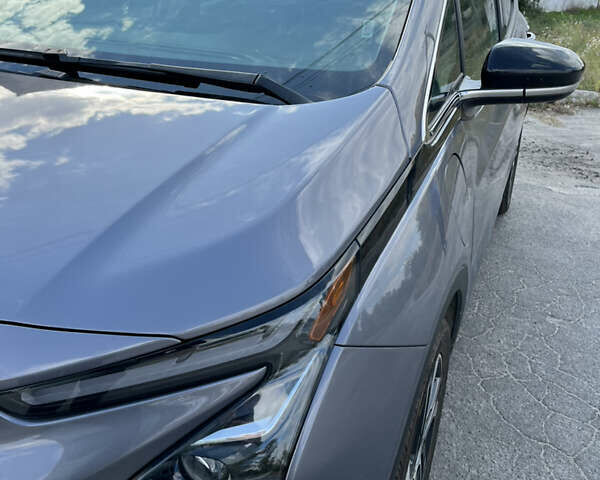 Серый Шевроле Bolt EV, объемом двигателя 0 л и пробегом 76 тыс. км за 18500 $, фото 3 на Automoto.ua