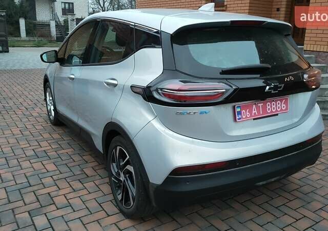 Серый Шевроле Bolt EV, объемом двигателя 0 л и пробегом 59 тыс. км за 16900 $, фото 4 на Automoto.ua