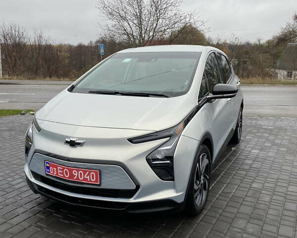 Серый Шевроле Bolt EV, объемом двигателя 0 л и пробегом 9 тыс. км за 18700 $, фото 11 на Automoto.ua