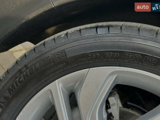 Серый Шевроле Bolt EV, объемом двигателя 0 л и пробегом 22 тыс. км за 17499 $, фото 97 на Automoto.ua