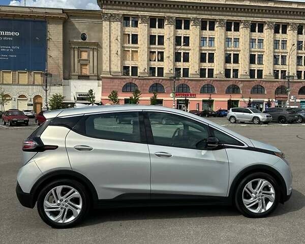 Серый Шевроле Bolt EV, объемом двигателя 0 л и пробегом 17 тыс. км за 19500 $, фото 7 на Automoto.ua