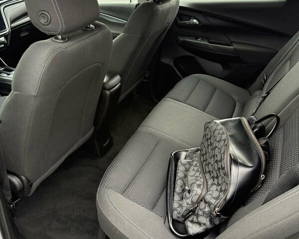 Серый Шевроле Bolt EV, объемом двигателя 0 л и пробегом 72 тыс. км за 16400 $, фото 7 на Automoto.ua