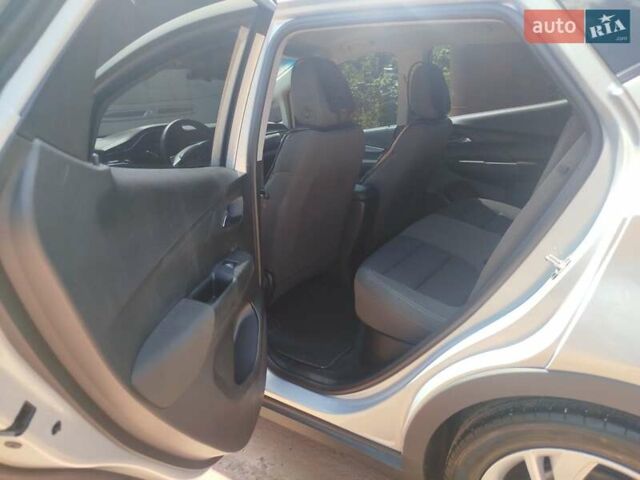 Сірий Шевроле Bolt EV, об'ємом двигуна 0 л та пробігом 43 тис. км за 18500 $, фото 8 на Automoto.ua