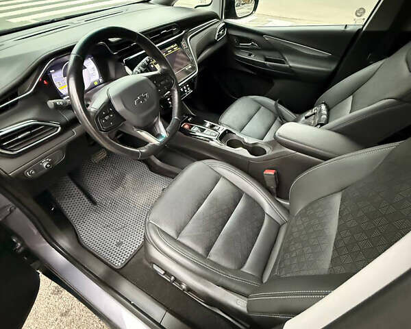 Сірий Шевроле Bolt EV, об'ємом двигуна 0 л та пробігом 23 тис. км за 18888 $, фото 8 на Automoto.ua