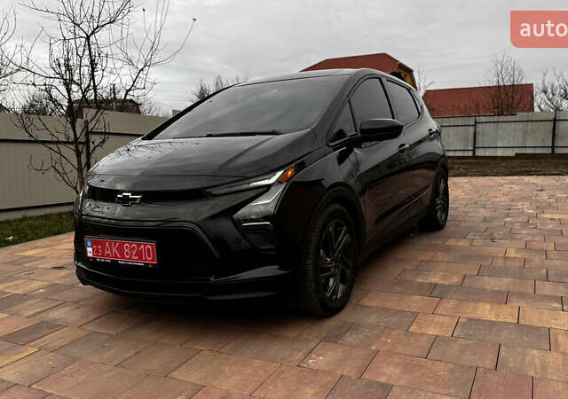 Серый Шевроле Bolt EV, объемом двигателя 0 л и пробегом 30 тыс. км за 17995 $, фото 2 на Automoto.ua