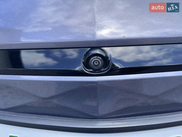 Серый Шевроле Bolt EV, объемом двигателя 0 л и пробегом 23 тыс. км за 17600 $, фото 26 на Automoto.ua