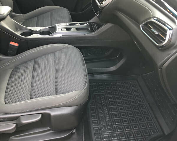 Сірий Шевроле Bolt EV, об'ємом двигуна 0 л та пробігом 73 тис. км за 17700 $, фото 12 на Automoto.ua