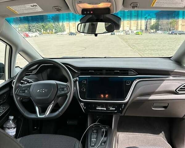 Серый Шевроле Bolt EV, объемом двигателя 0 л и пробегом 17 тыс. км за 19500 $, фото 10 на Automoto.ua