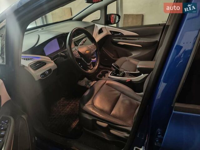 Синий Шевроле Bolt EV, объемом двигателя 0 л и пробегом 163 тыс. км за 13500 $, фото 5 на Automoto.ua