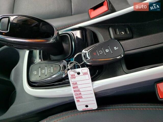 Синий Шевроле Bolt EV, объемом двигателя 0 л и пробегом 163 тыс. км за 13500 $, фото 10 на Automoto.ua