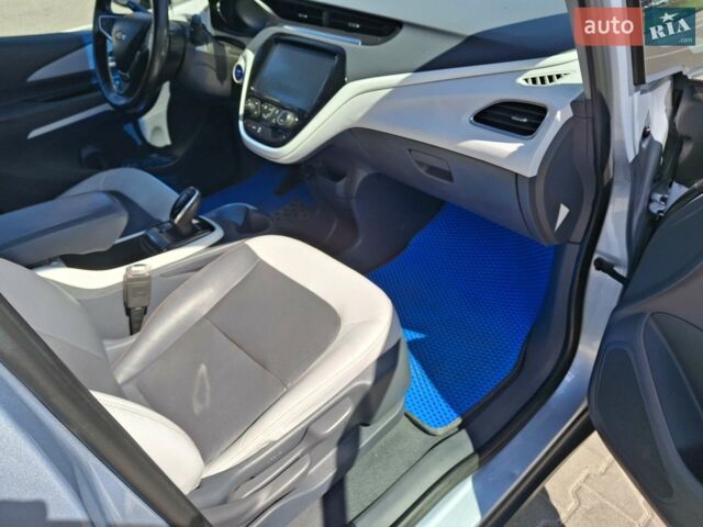 Синий Шевроле Bolt EV, объемом двигателя 0 л и пробегом 235 тыс. км за 12899 $, фото 14 на Automoto.ua