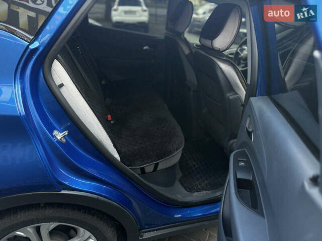 Синий Шевроле Bolt EV, объемом двигателя 0 л и пробегом 125 тыс. км за 13500 $, фото 39 на Automoto.ua