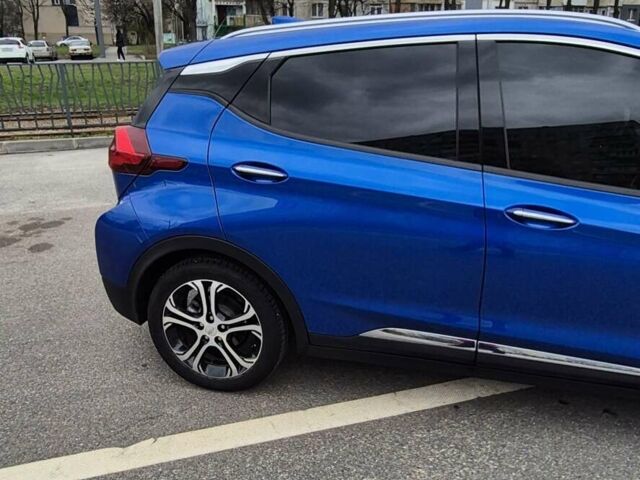 Синій Шевроле Bolt EV, об'ємом двигуна 0 л та пробігом 114 тис. км за 15000 $, фото 4 на Automoto.ua