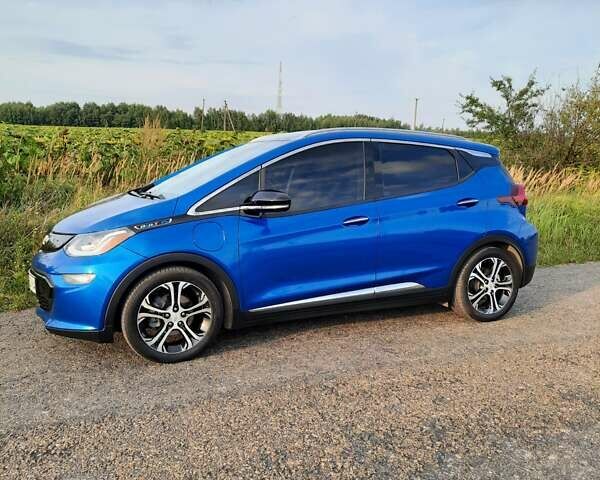 Синий Шевроле Bolt EV, объемом двигателя 0 л и пробегом 133 тыс. км за 15900 $, фото 2 на Automoto.ua