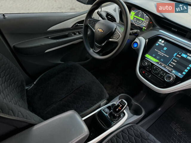 Синий Шевроле Bolt EV, объемом двигателя 0 л и пробегом 125 тыс. км за 13500 $, фото 38 на Automoto.ua