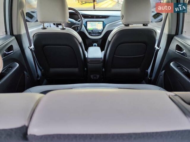 Синий Шевроле Bolt EV, объемом двигателя 0 л и пробегом 83 тыс. км за 14999 $, фото 21 на Automoto.ua
