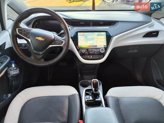 Синий Шевроле Bolt EV, объемом двигателя 0 л и пробегом 83 тыс. км за 14999 $, фото 20 на Automoto.ua