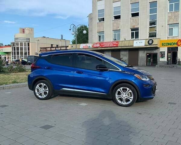 Синий Шевроле Bolt EV, объемом двигателя 0 л и пробегом 283 тыс. км за 11700 $, фото 4 на Automoto.ua