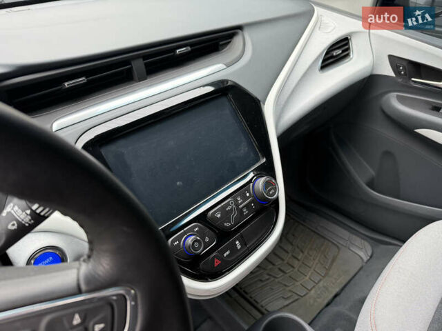 Синій Шевроле Bolt EV, об'ємом двигуна 0 л та пробігом 138 тис. км за 13500 $, фото 10 на Automoto.ua
