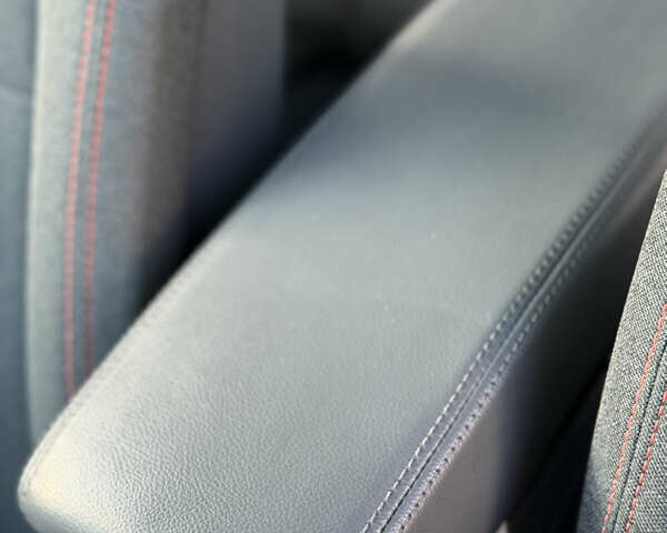 Синий Шевроле Bolt EV, объемом двигателя 0 л и пробегом 64 тыс. км за 17200 $, фото 29 на Automoto.ua