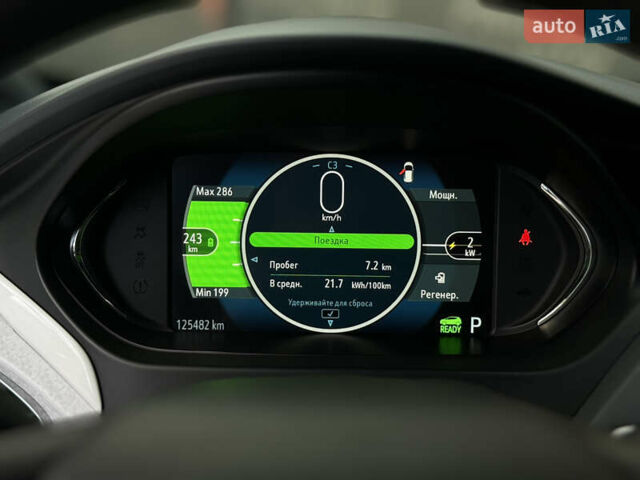 Синий Шевроле Bolt EV, объемом двигателя 0 л и пробегом 125 тыс. км за 13500 $, фото 41 на Automoto.ua