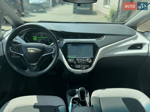 Синий Шевроле Bolt EV, объемом двигателя 0 л и пробегом 106 тыс. км за 14300 $, фото 14 на Automoto.ua