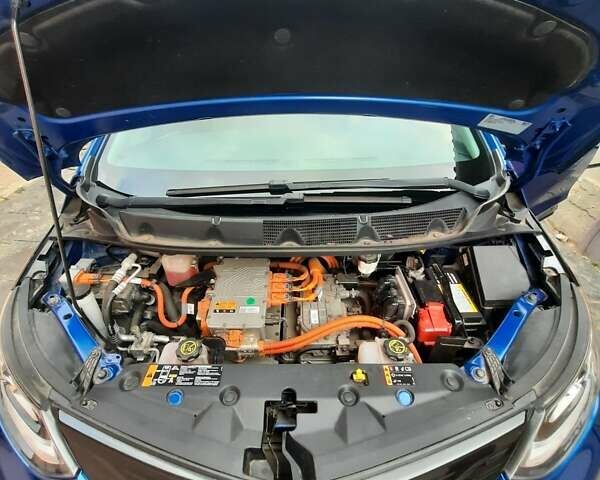 Синий Шевроле Bolt EV, объемом двигателя 0 л и пробегом 133 тыс. км за 15900 $, фото 39 на Automoto.ua