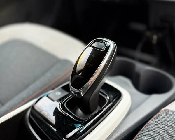 Синий Шевроле Bolt EV, объемом двигателя 0 л и пробегом 64 тыс. км за 17200 $, фото 34 на Automoto.ua