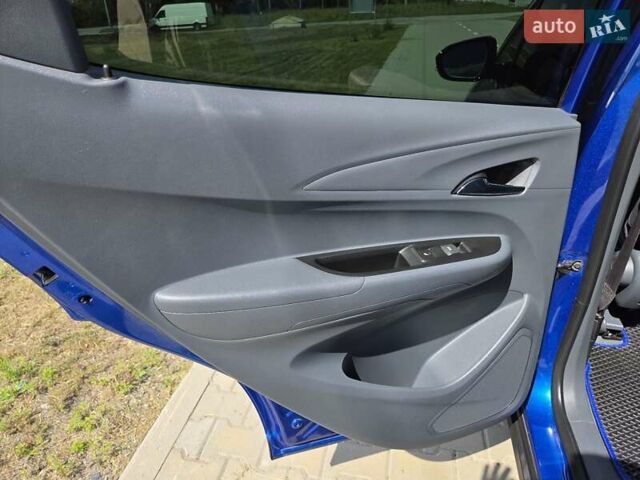 Синій Шевроле Bolt EV, об'ємом двигуна 0 л та пробігом 90 тис. км за 14200 $, фото 29 на Automoto.ua