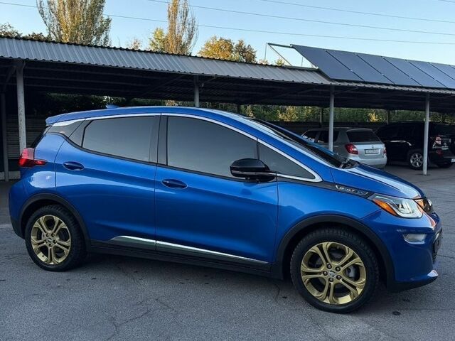 Синий Шевроле Bolt EV, объемом двигателя 0 л и пробегом 173 тыс. км за 13500 $, фото 2 на Automoto.ua