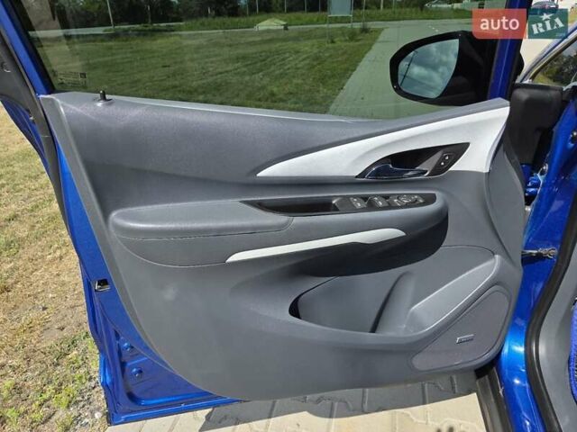 Синій Шевроле Bolt EV, об'ємом двигуна 0 л та пробігом 90 тис. км за 14200 $, фото 28 на Automoto.ua